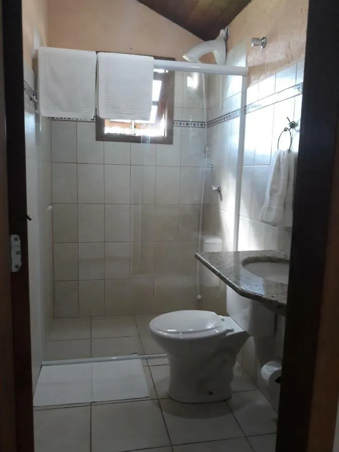 בית הארחה מלון בומבינאס Refugio Dos Mares